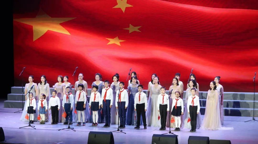 新潮设计充电方便,纯USB口86快充面板拆解汇总